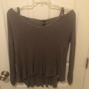 Windsor long sleeve top